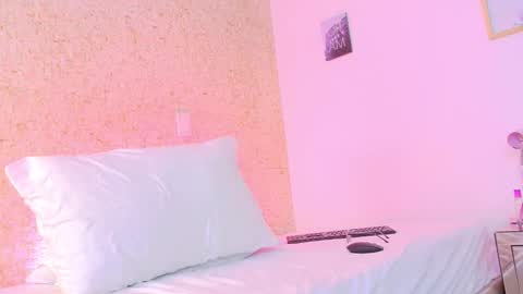 Snapshot of melissasamm chatting on September 2025 12:37:01 PM MelissaSam online show from September 2025 12:37:01 PM