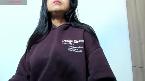 mellanie online show from November 2025 09:52:02 AM