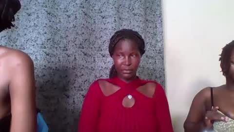Snapshot of mellanin_goldy chatting on September 2025 03:06:02 PM mellanin_goldy online show from September 2025 03:06:02 PM