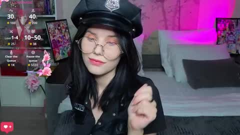 Snapshot of mellhyees chatting on November 2025 03:08:02 AM mellhyees online show from November 2025 03:08:02 AM