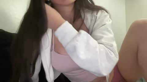 Snapshot of mellie__ chatting on March 2025 05:39:01 PM mellie__ online show from March 2025 05:39:01 PM