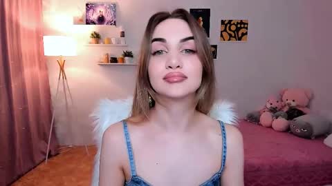 Snapshot of mellifluoustess chatting on February 2025 08:44:02 PM Tessa online show from February 2025 08:44:02 PM