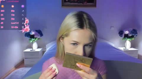 Snapshot of mellina_tey chatting on February 2026 08:31:02 PM Mellina online show from February 2026 08:31:02 PM