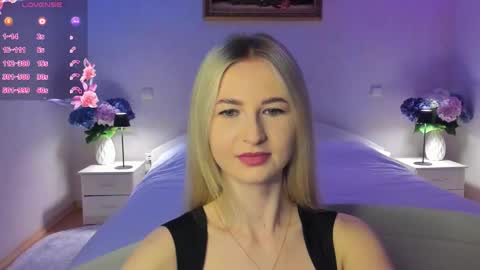 Snapshot of mellina_tey chatting on March 2026 09:43:01 PM Mellina online show from March 2026 09:43:01 PM