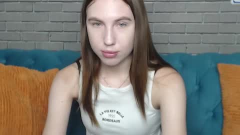 mellingi online show from September 2025 05:17:02 AM