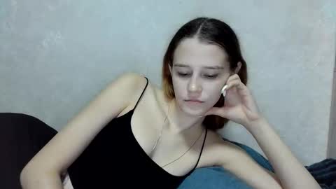 Snapshot of mellisamaxwell chatting on September 2025 05:13:01 PM Mellisa online show from September 2025 05:13:01 PM