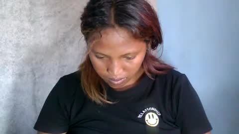 Snapshot of mellissia02 chatting on February 2025 08:39:02 AM mellissa online show from February 2025 08:39:02 AM