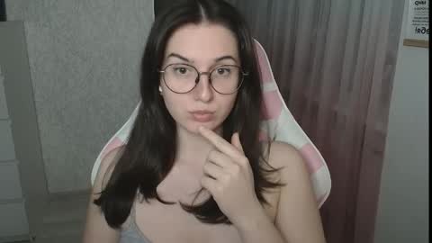 Snapshot of mellonmayre chatting on May 2026 08:29:01 PM mellonmayre online show from May 2026 08:29:01 PM
