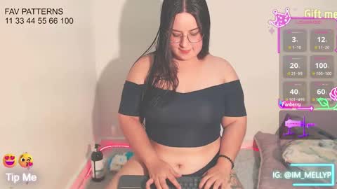 Snapshot of melly_parkerr chatting on September 2025 03:12:01 PM Mellissa OnlyFans online show from September 2025 03:12:01 PM