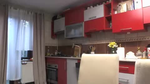 Melly online show from October 2025 06:36:02 AM