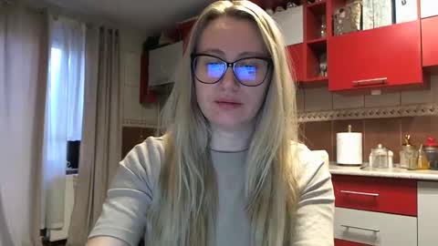 Melly online show from February 2026 06:40:02 AM