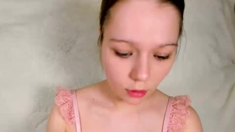 MelMooon online show from February 2026 08:31:02 PM