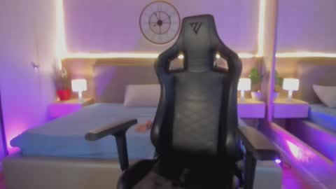 Melody online show from January 2026 07:17:01 PM