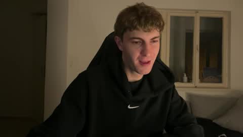 Snapshot of melodicass chatting on November 2025 11:51:02 PM Melodicass online show from November 2025 11:51:02 PM