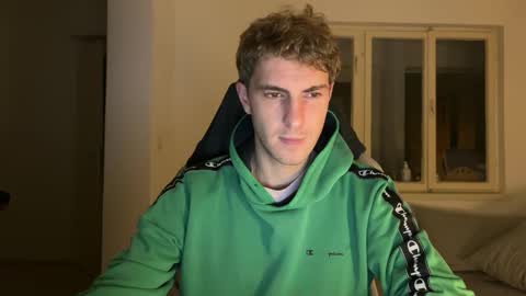 Snapshot of melodicass chatting on December 2025 08:59:02 PM Melodicass online show from December 2025 08:59:02 PM