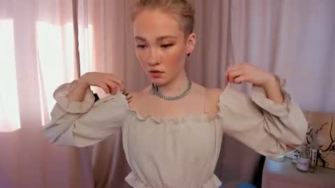 melodievejar online show from June 2026 04:12:01 AM