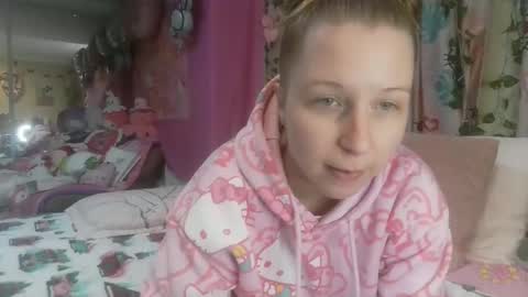 Snapshot of melody69lynn chatting on January 2025 06:52:01 PM Melody Moral Lynn online show from January 2025 06:52:01 PM