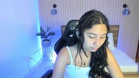 Snapshot of melody_flowers chatting on January 2025 12:08:01 PM Melody online show from January 2025 12:08:01 PM