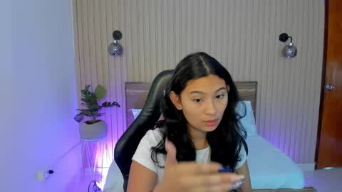 Snapshot of melody_flowers chatting on January 2025 12:22:01 PM Melody online show from January 2025 12:22:01 PM