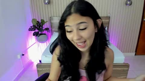 Snapshot of melody_flowers chatting on February 2025 12:24:01 PM Melody online show from February 2025 12:24:01 PM