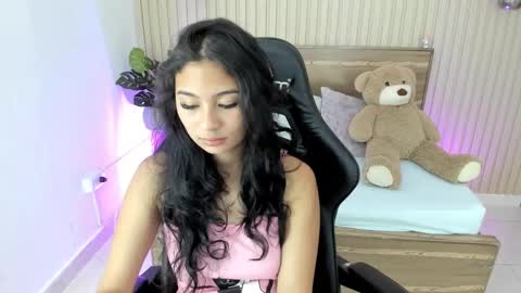 Snapshot of melody_flowers chatting on February 2025 12:42:01 PM Melody online show from February 2025 12:42:01 PM