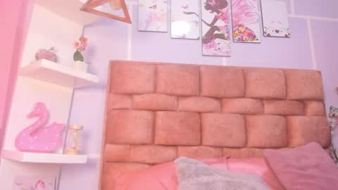 Hi i am melody  online show from June 2026 11:37:01 AM