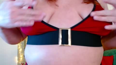 Snapshot of melody_mccoy chatting on December 2024 02:59:02 AM Melody online show from December 2024 02:59:02 AM