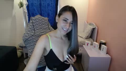 Melody online show from January 2025 08:00:01 PM