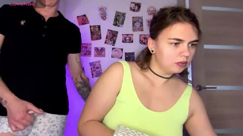 Snapshot of melody_song chatting on October 2025 07:21:01 AM melody_song online show from October 2025 07:21:01 AM