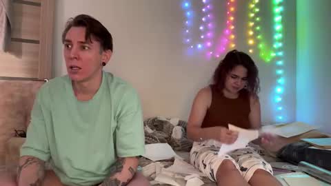 melody_song online show from January 2026 07:45:02 AM