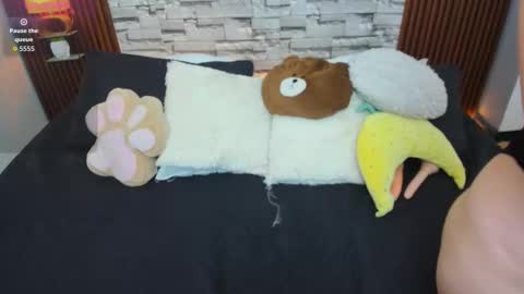 Snapshot of melody_velvet chatting on October 2025 03:36:02 PM melody_velvet online show from October 2025 03:36:02 PM