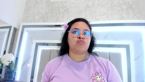 melodycharlotte online show from October 2025 11:31:02 AM