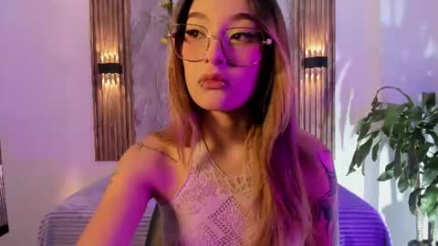 melodylanee online show from June 2026 11:08:02 AM