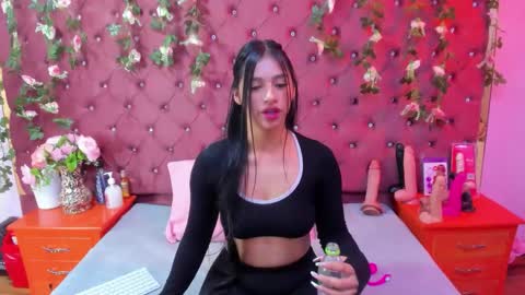 Melodysmithass online show from October 2025 02:23:02 AM
