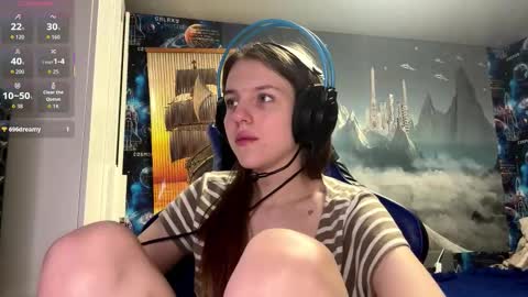 Snapshot of melonygriffen chatting on February 2026 03:00:01 PM Hi Im Aria 18 years old online show from February 2026 03:00:01 PM