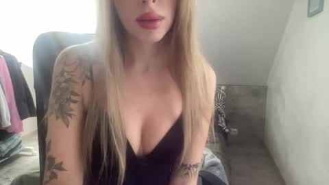 Melodie Sweet online show from December 2025 09:38:01 AM