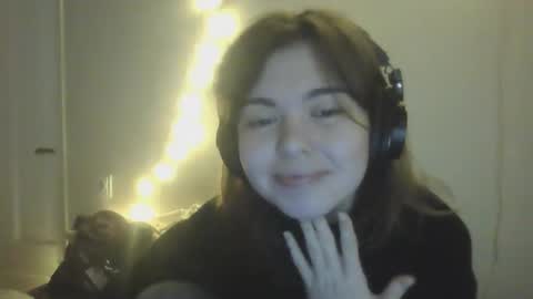 Snapshot of melted_l chatting on December 2024 09:52:02 PM krinzhulya online show from December 2024 09:52:02 PM