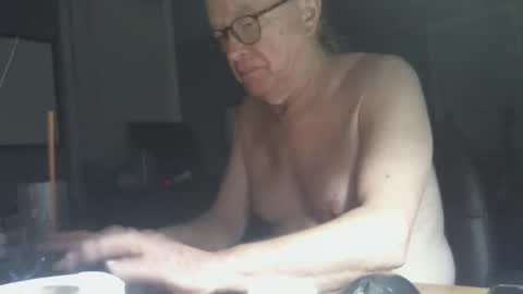 I am usually high and horny...lol online show from January 2025 05:37:01 AM