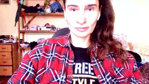 Snapshot of memorningdew chatting on November 2025 06:57:01 AM Yummygirl online show from November 2025 06:57:01 AM