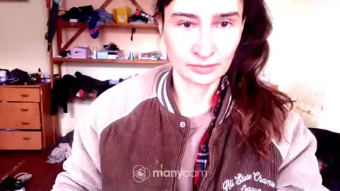 Snapshot of memorningdew chatting on March 2026 06:58:01 AM Yummygirl online show from March 2026 06:58:01 AM