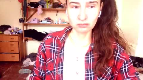 Snapshot of memorningdew chatting on March 2026 05:33:02 AM Yummygirl online show from March 2026 05:33:02 AM