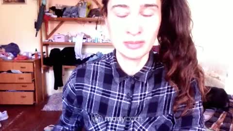 Snapshot of memorningdew chatting on April 2026 05:49:02 AM Yummygirl online show from April 2026 05:49:02 AM