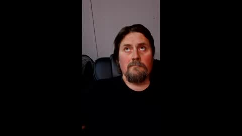 Snapshot of men10_12_1983 chatting on May 2026 05:10:01 PM men10_12_1983 online show from May 2026 05:10:01 PM
