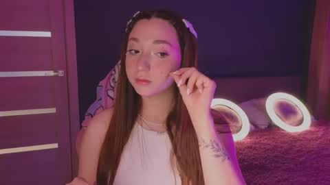 Snapshot of mencialo chatting on October 2025 02:21:01 AM Mencialo online show from October 2025 02:21:01 AM