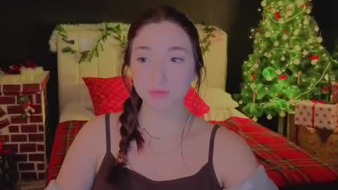 Snapshot of mencialo chatting on December 2025 09:40:02 AM Mencialo online show from December 2025 09:40:02 AM