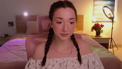 Mencialo online show from May 2026 01:22:01 AM