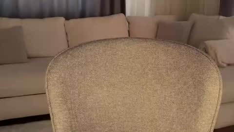 menndi online show from May 2026 01:05:01 PM