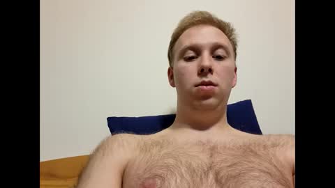 Snapshot of meow732 chatting on October 2025 12:19:01 AM meow732 online show from October 2025 12:19:01 AM