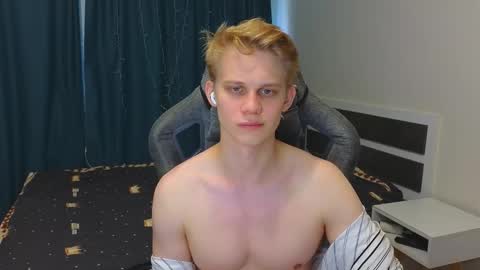 Mickey online show from November 2025 09:20:02 AM