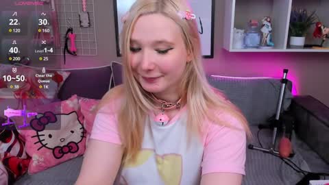 Snapshot of meowkakitty chatting on January 2025 08:07:02 AM MeowkaKitty online show from January 2025 08:07:02 AM